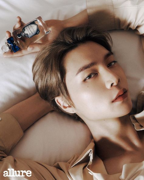 tam ✨ on X: "this johnny and this jaehyun 😳😵‍💫 https://t.co/Uofdgnyphb" / X My Only, Allure Korea, Nct 127 Johnny, Allure Magazine, Johnny Suh, Sm Entertainment, Nct Johnny, Poster Boys, Baby Boy Onesies