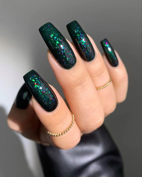 Green Jelly, Witchy Nails, Green Nail Art, Haunted Forest, Spring Nail Designs, Sparkle Nails, Spring Nail, Holographic Nails, Fabulous Nails