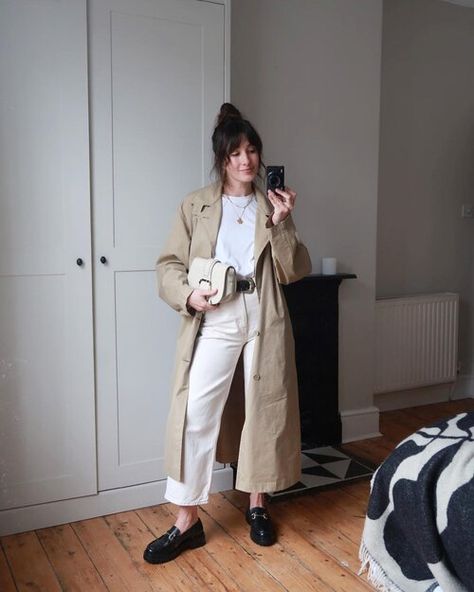 The Jean Guide — Rosie Butcher Rosie Ann Butcher, Cream Wide Leg Jeans Outfit, Rosie Butcher, Vintage Jeans Outfit, Instagram Outfit Ideas, Cream Knitted Dress, Spring Styling, Slim Mom Jeans, Summery Outfits