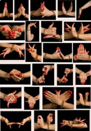 Shiv Dance, Bharatanatyam Mudras, Dance Mudras, Soleil Aesthetic, Om Symbol Art, Bharatanatyam Dancer, Dance Of India, Hindu Rituals, Indian Classical Dance