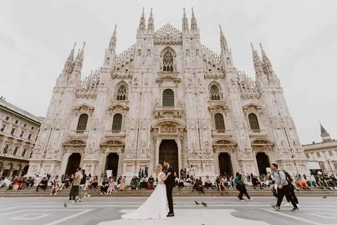 Wedding photoshoot outside the Duomo in Milan Milan Wedding, Photoshoot Outside, Italy Weddings, Honeymoon Photos, Guided Writing, Elopement Inspiration, Italy Wedding, Lake Como, Elope Wedding