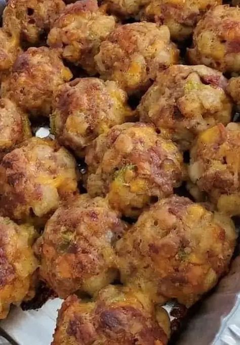 stuffing balls – Easy Instant Recipes Stuffing Balls Recipe, Stove Top Stuffing, Stuffing Balls, Meatball Bake, Sausage Balls, Thanksgiving Stuffing, Instant Recipes, Stuffing Recipes, How To Cook Sausage