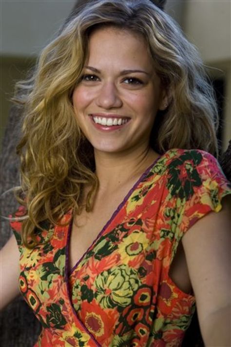 Joy Lenz, Bethany Joy Lenz, Haley James Scott, Bethany Joy, One Tree Hill, Role Models, Pretty Woman, Her Hair, Beautiful People