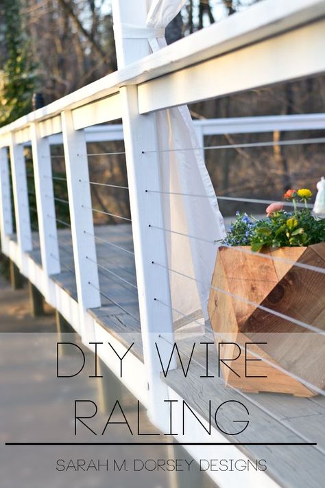 32 DIY Deck Railing Ideas & Designs That Are Sure to Inspire You Wire Railing, Deck Railing Ideas, Balkon Decor, Railing Ideas, Deck Railing, Porch Railing, Patio Style, Decks Backyard, Diy Deck