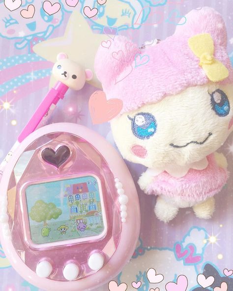 Kawaii Tamagotchi, Tomagatchi Aesthetic, Giga Pet, Soft Kidcore, Future Gadgets, Virtual Pet, Kawaii Toys, Kawaii Aesthetic, Cool Rocks