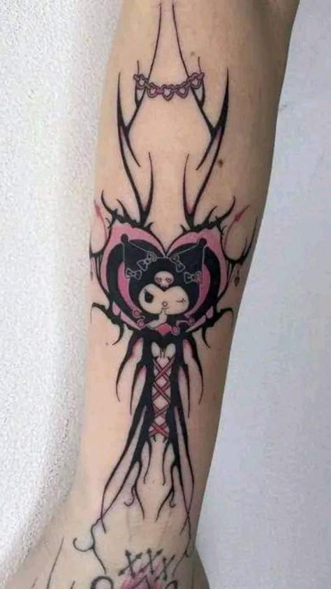 Kuromi Tattoo, Tatuaje Hello Kitty, Side Hip Tattoos, Purple Tattoos, Hello Kitty Design, Grunge Tattoo, Key Tattoos, Hello Kitty Tattoos, Kawaii Tattoo