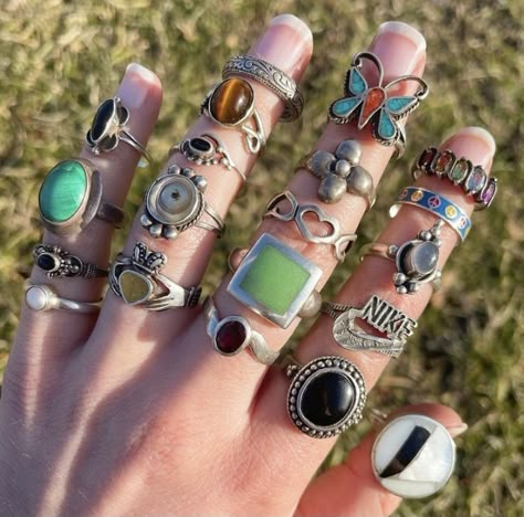 nomadsnovelties on insta Many Rings, Ring Inspiration, Edgy Jewelry, Indie Jewelry, Dope Jewelry, Funky Jewelry, Hippie Jewelry, Women's Jewelry And Accessories, Jewelry Outfit