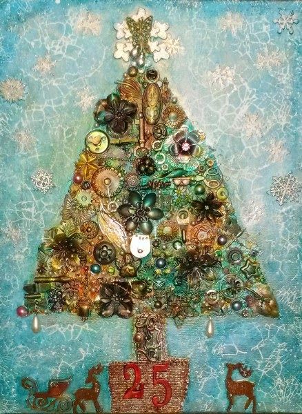 Mixed Media Christmas Tree, Mixed Media Christmas Art, Mixed Media Christmas, Assemblage Art Mixed Media, Junk Jewellery, Christmas Tree Canvas, Mixed Media Art Projects, Canvas Mixed Media, Things To Make And Sell