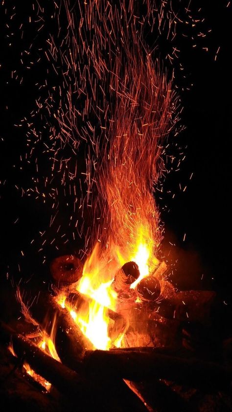 Fire Sparks, Manual Photography, Fire Painting, Fire Image, Fire Photography, Fire Element, Live Wallpaper Iphone, Fire Art, Pop Up Tent