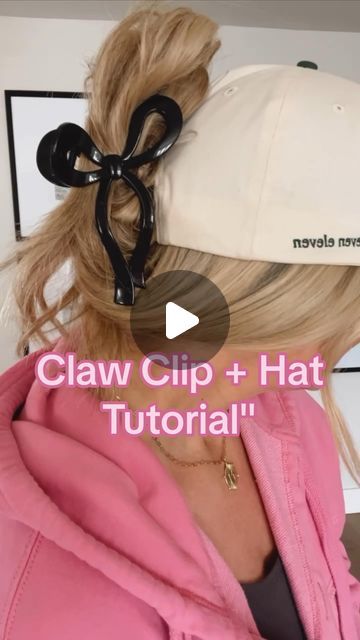 Michelle Diltz on Instagram: "Claw clip + Hat tutorial 💖   #clawcliphairstyle #hairtutorial #hathairdontcare #hairideas #hathair #hairideas #hathairstyle" Hair Clip With Hat On, Hat Clip Hairstyle, Hat And Claw Clip Hairstyles, Claw Clip Hairstyles With Hat, Hair Clip With Hat, Hat Claw Clip Hack, Claw Clip Hat Hairstyles, Claw Clip With Hat, Clip With Hat