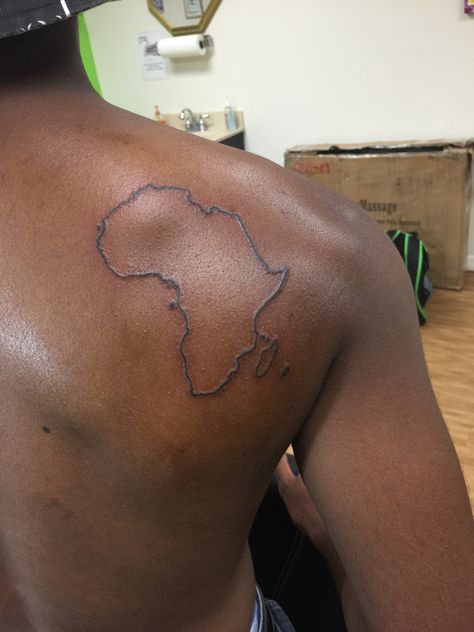 Africa Shoulder Tattoo, Africa Back Tattoo, Liberian Tattoos, African Style Tattoos, Tattoo Of Africa, Liberia Tattoo, Igbo Tattoo Ideas, Zimbabwe Tattoo, Africa Tattoos Men