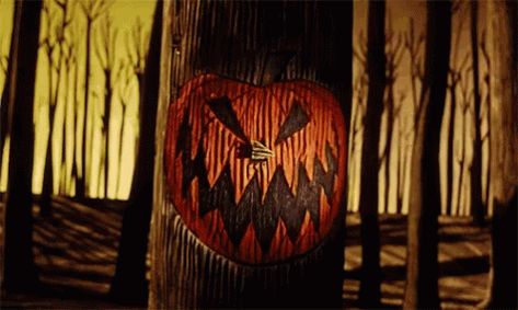 Nightmare Before Christmas GIF - NightmareBeforeChristmas - Discover & Share GIFs Elvira Mistress Of The Dark, Holiday World, Christmas World, Nightmare Before Christmas Halloween, Tim Burton Movie, The Boogeyman, Holiday Door, Christmas Gif, The Nightmare Before Christmas