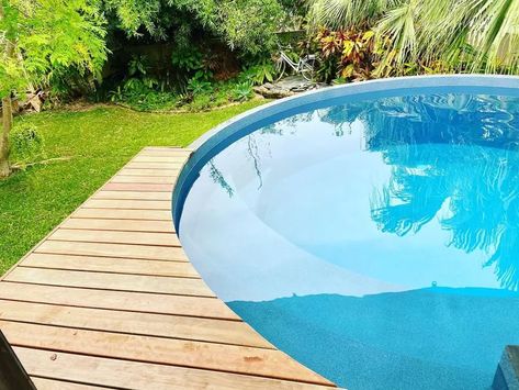 26 Above-Ground Pool Ideas to Beautify Your Swimming Spot Round Pool Deck Ideas, Aboveground Pool, Pool Deck Ideas Above Ground, Small Above Ground Pool, Paver Deck, Stock Pools, Round Above Ground Pool, Wood Walkway, Relaxing Pool