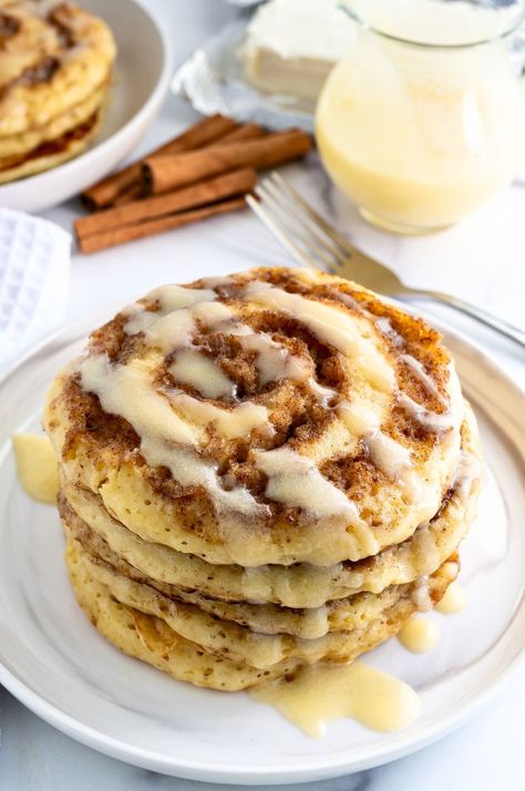 Quick Cinnamon Roll Pancake Recipe – Yummy and fully Pancake Donuts Recipes, Cinnamon Roll Pancakes Easy, Cinnamon Bun Pancakes, Seasonal Traditions, Pancakes With Cinnamon, Cinnamon Roll Pancakes Recipe, Pancake Ideas, Hershey Recipes, Gingerbread Dessert