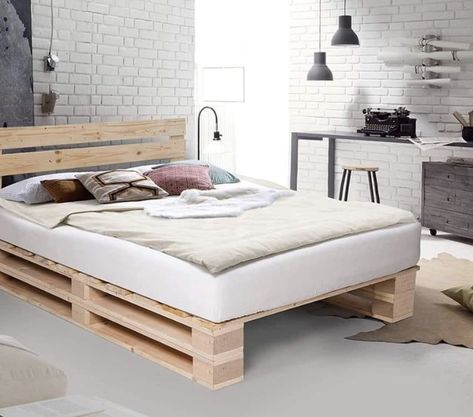 Palette Bed, Bedroom Ideas For Small Rooms Diy, Diy Pallet Bed, Wood Bed Design, Pallet Beds, Pallet Patio Furniture, White Bed Frame, Pallet House, Bed Frame Design