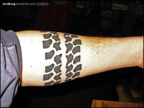 Tire tread tattoo. Would be awesome on top of my foot :) Tire Tread Tattoo, Jeep Tattoo, Biker Tattoos, Tire Tread, Unique Tattoo Designs, Be Awesome, I Tattoo, Cool Tattoos, Tatting