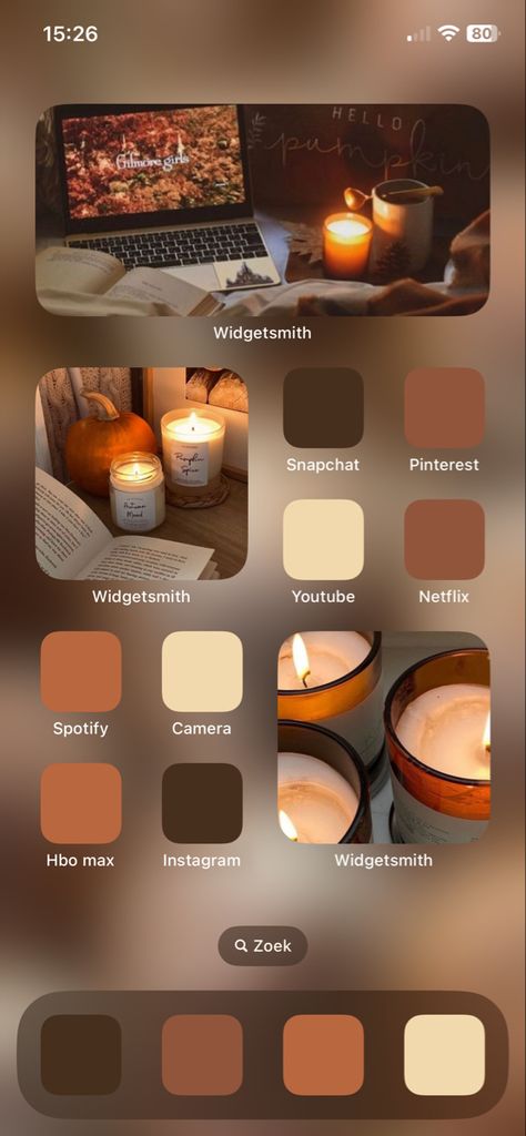 #aesthetic #autumn #fall #homescreen #wallpaper #wallpaperideas #oktober #orange #candles #brown Autumn Core Wallpaper, Aesthetic Fall Iphone Wallpaper, Fall Ios Homescreen Ideas, Fall Brown Wallpaper, Ios17 Homescreen Ideas, Autumn Ios Homescreen, Aesthetic Fall Homescreen, Autumn Phone Theme, Fall Homescreen Ideas