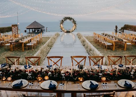 Wedding In Bali, Backyard Dining, Wedding Fireworks, Lighting Photo, Beach Wedding Reception, Wedding Celebrant, Wedding Venues Ideas, Floral Arches, Thailand Wedding