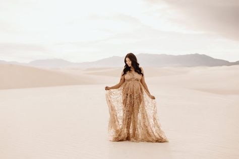 Sand Maternity Shoot, White Sands Maternity Shoot, Maternity Sand Dunes, Sand Dunes Maternity Photoshoot, Simplicity Photography, White Sands New Mexico, Maternity Portraits, Maternity Shoot, Maternity Photos