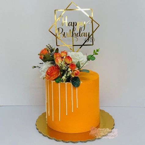 Modern Birthday Cakes, Cake Designs For Girl, 14th Birthday Cakes, Cake Decorating With Fondant, Elegant Birthday Cakes, Fall Cakes, Beautiful Birthday Cakes, Drip Cake, Pretty Birthday Cakes