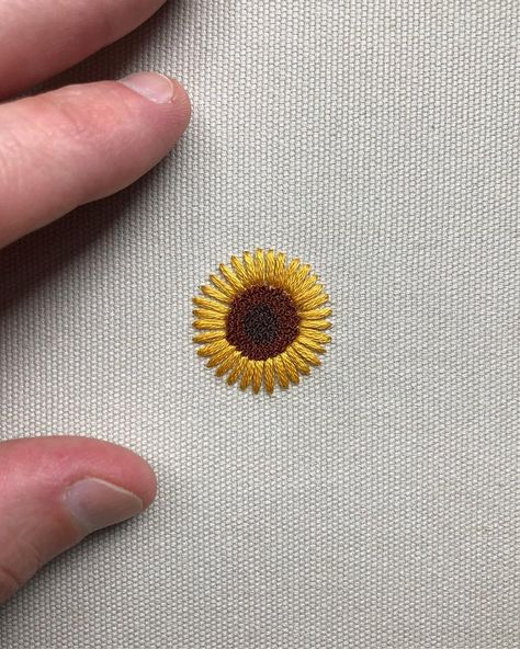 I bought some sunflowers today and decided to stitch one up. If anyone wants to count all those tiny French knots for me that’d be cool 💀🌻💀 Embroidery Stitches Flowers, Embroidery Stitches Beginner, French Knot Embroidery, Clothes Embroidery Diy, Embroidery Stitches Tutorial, Pola Sulam, Embroidery Flowers Pattern, Embroidery On Clothes, Japanese Embroidery