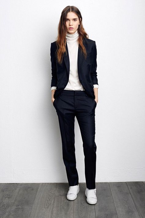 Comptoir offers a mix-and-match of trendy and iconic pieces inspired by the French city girl (Blazer, £210 trousers, £110 , polo neck, £125) Sneakers To Work, Suits And Sneakers, Minimalist Moda, Navy Dress Pants, Womens Dress Suits, White Turtleneck, Weekly Outfits, Black Suit, Business Outfit