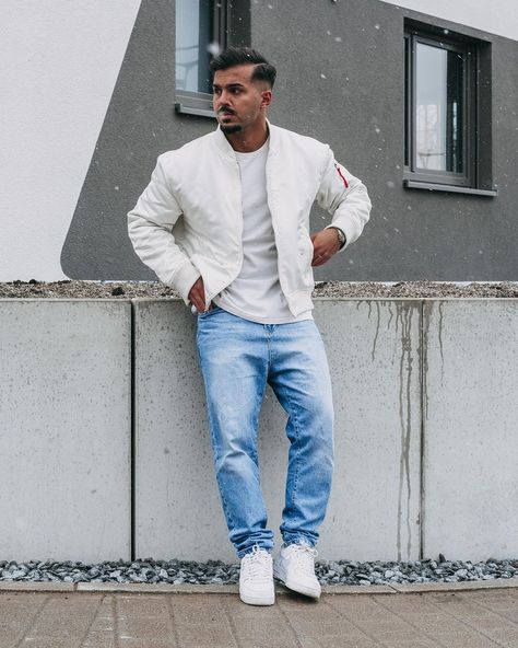 White Jacket Outfit Men, Grey Jacket Outfit Men, Grey Jacket Outfit, White Jacket Outfit, White Tees Outfit, September Fashion, Weather Outfits, Instagram White, Types Of Jackets