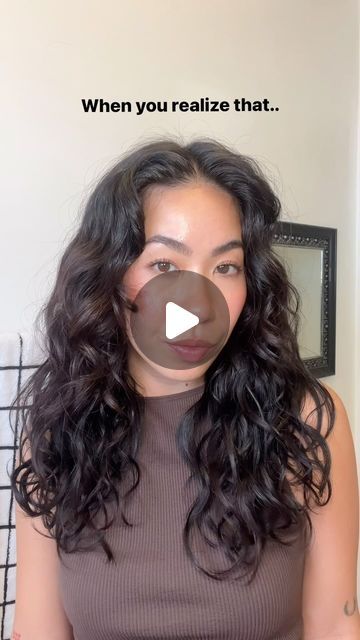 nicole on Instagram: "I could use products my hair hates and still get decent results but if I completely ignore the styling techniques (even w the best products) it’s for sure going to be a failed washday. 

✨ Raking is a standard way to apply products. I work the product in at my mid lengths to end and then I work my way up, this way I’m not heavy handed with the products towards my roots 
✨ I started doing praying hands again recently, which helps smooth down any frizz. This is a must if I’m not brush styling
✨Raking with tension mimics a brush to encourage curl clumps, but also helps smooth down any frizz. I get a more beachy wave when I do this instead of brush styling
✨ Shaking and shimmying my hair BEFORE scrunching is such a simple but a must. This helps the waves start to spring u Curl Clumps, Praying Hands, Beachy Waves, My Roots, When You Realize, Best Products, My Way, My Hair, How To Apply