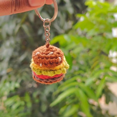 Mini burger crocheted keychains #crochet #keychains #keychain #crochetkeychains #amigurumi #amigurumikeychain Crocheted Keychains, Keychains Crochet, Mini Burger, Crochet Keychains, Christmas Gifts For Friends, Crochet Gifts, For Friends, Keychains, Gifts For Friends