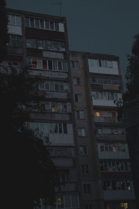 Russia Aesthetic Dark, City Dark Aesthetic, Doomer Aesthetic, City Dark, Brutalism Architecture, Building Aesthetic, Dark City, Dark Paradise, Aesthetic Dark