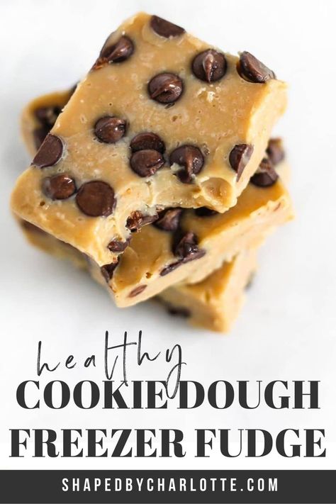 This no bake Healthy Cookie Dough Freezer Fudge is the perfect sweet treat for summer (or any time of year)! Made with just 5 simple ingredients and in under 15 minutes, this low carb yet super filling dessert is going to be your new favorite. Healthy Desserts Cookie Dough, No Bake Desserts Healthy, Easy Healthy Fudge, Cookie Dough Bark Healthy, Healthy No Bake Cookie Dough, Peanut Butter Fudge Healthy, High Protein Cookie Dough, High Protein Cookie, No Bake Healthy