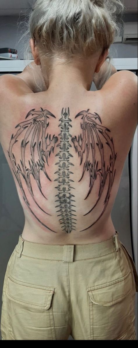 Dragon wings tattoo. Back. Back Tattoo Women Spine Wings, Back Tattoo Bones, Bone Wings Back Tattoo, Goth Back Tattoo Women Spine, Spine Tattoos Wings, Back Tattoo Wings Women, Bone Wings Tattoo, Back Bone Tattoo, Goth Spine Tattoo