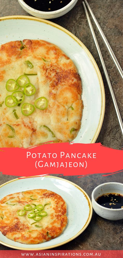 Korean Breakfast Recipe, Korea Pancake, Korean Potato Pancake, Asian Potatoes, Korean Potatoes, Korean Breakfast, Potato Pancakes Recipe, Fried Potatoes Recipe, Easy Korean Recipes