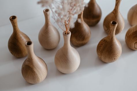 Vase en bois minimaliste Vase pour fleurs séchées Vase en - Etsy France Wooden Bud Vases, Turned Wooden Vase, Wood Turning Vase, Wooden Vase Decor, Wood Vase Centerpiece, Turned Vase, Wooden Vases, Vase Minimalist, Eco Furniture