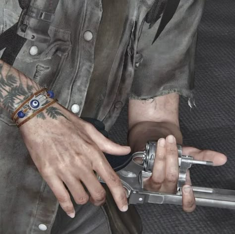 Ellies Hands The Last Of Us, Ellie Hands The Last Of Us, Ellie Williams Male Gaze, Ellie Williams Hands, Ellie Williams Tlou2, Ellie Ellie, The Last Of Us2, All The Right Places, Ellie Williams