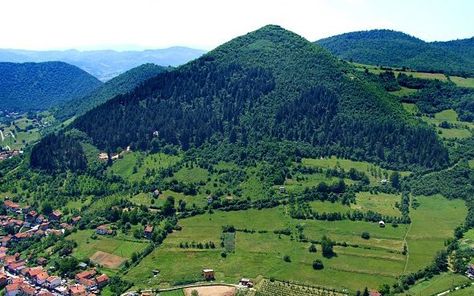 Bosnian Pyramid of the Sun, Visoko. Photo courtesy of Sam Osmanagich. This pyramid valley changes everything we thought we knew about out history. — in Visoko, Bosnia and Herzegovina. Bosnia Pyramid, Bosnian Pyramids, Sun Moon Earth, Earth Dragon, Moon Earth, Underground Tunnels, Ancient Mythology, Ancient Mysteries, Adam And Eve