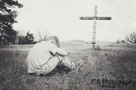 Easter Mini Session. Prayer. God. Cross. East Texas photography. Cross Photoshoot, Easter Cross Photoshoot, Goat Mini Session, Mini Donkey Photo Shoot, Spring Minis Photography Indoor, Easter Mini Session, Easter Photography, Easter Photoshoot, Texas Photography