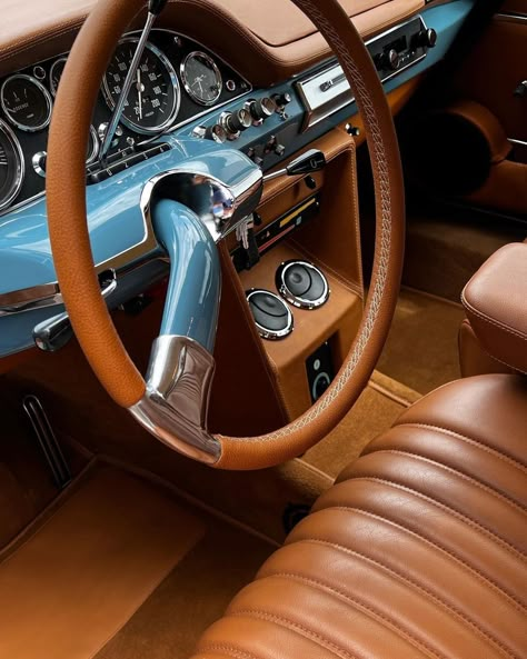 Classy Car Interior, Concept Vehicles Sci Fi, Citroen Car, Citroën Ds, Custom Car Interior, Luxury Car Interior, Concept Car Design, Classy Cars, Citroen Ds