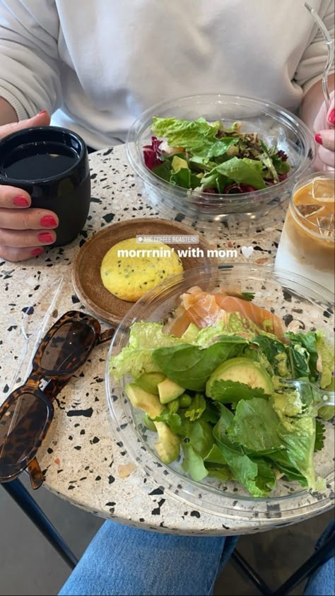 Breakfast Story Instagram, Coffee Captions Instagram, Story Captions, Diet Plate, Food Story, Food Captions, Family Lunch, Clean Cooking, Stories Ideas