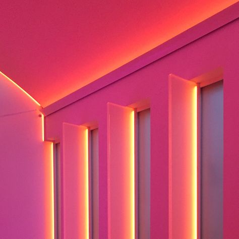 Shoe Store Design, Light Art Installation, Instagram Projects, Music Festival Fashion, Visual Aesthetics, Ui Design Inspiration, Light And Space, Retro Futurism, Neon Lights