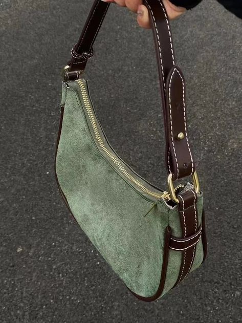 This vegan leather suede baguette bag is your new go-to sidekick. Soft to the touch with a vintage vibe, it’s perfect for all your daily escapades. Just the right size to carry your essentials—nothing more, nothing less. Don’t forget… the journey is always better with a little green by your side Dimensions: 23CM X 12CM X 7CM Green Suede Bag, Leather Purses And Bags, Suede Bag, Baguette Bag, Green Suede, Vintage Vibe, By Your Side, Cute Bags, Green Bag