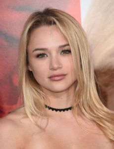 Beautiful looks and superb acting abilities, Hunter King is a successful actress, she is a deliverer of amazing performances. Hunter King mother gave her a birth in Ventura County, California, USA on 19 October,1993. Successful Actress, Ventura County California, Jamie King, Hunter King, Joey King, Ventura County, Date Of Birth, Missing Link, California Usa