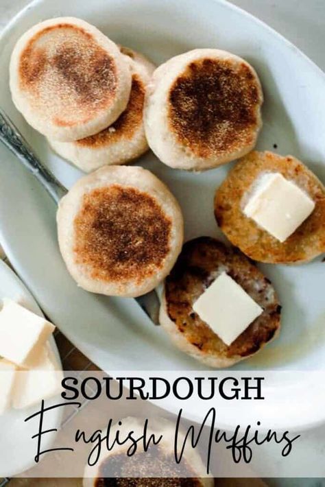 Sourdough English Muffin Recipe, English Muffin Recipe, Sourdough Pancakes Recipe, Homemade Breakfast Recipes, Sourdough Muffins, Farmhouse On Boone, Recipe Using Sourdough Starter, Sourdough English Muffins, Sourdough Pizza Crust