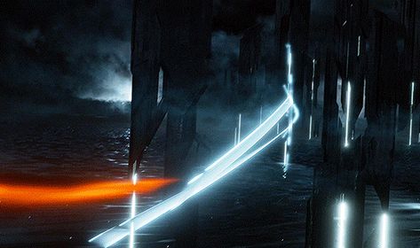 Tron Legacy Edit, Tron Art, Parallel Art, Tron Legacy, Hollywood Hotel, Scifi Fantasy Art, Science Fiction Movies, Display Pictures, Amazing Gifs