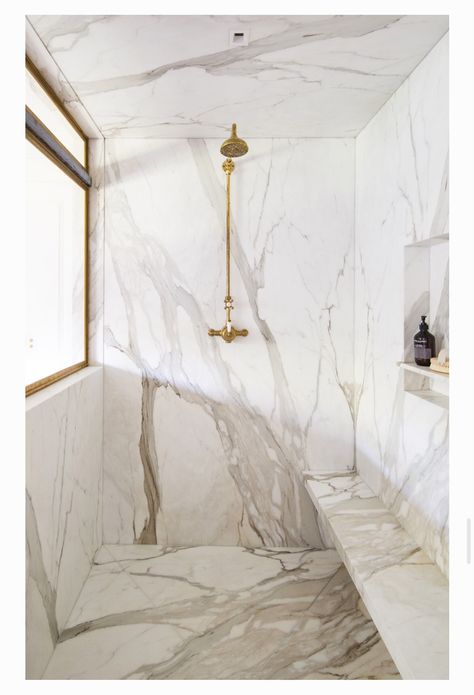 Marble Shower Bathroom, Shower Organization Aesthetic, Shower Organizing, Cream Marble Bathroom, Aesthetic Shower, Organization Aesthetic, Porcelain Slab, Parlor Room, Marble Showers