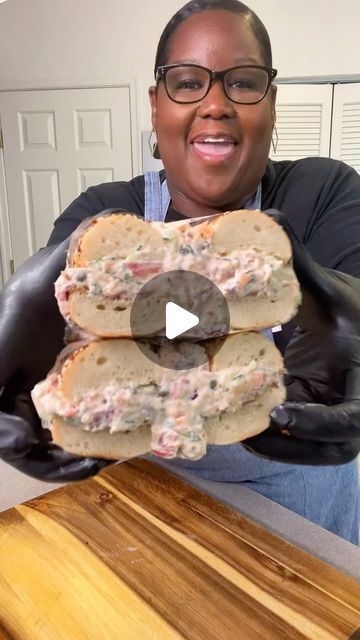 It’s So Good - Miriam on Instagram: "Chopped Bagel #bagelsandwich #bagel @phillycreamchs" Chopped Bagel Sandwich, Chopped Bagel, Good Recipes, Bagel Sandwich, Holiday Appetizers, Breakfast Brunch, Sandwiches, Good Food, Cooking Recipes