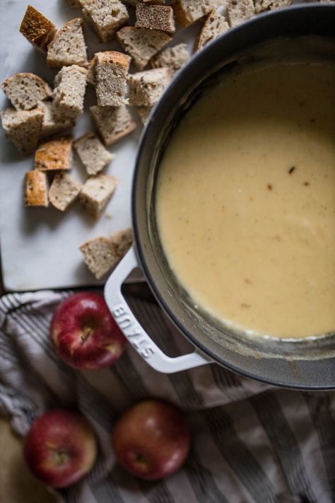 Fall Fondue, Fall Fondue Party, Apple Cider Fondue, Brie And Cheddar Apple Beer Soup, Apple Cider Cheese Fondue, Fall Apple Cider Cheese Fondue, Cider Cheese Fondue, Crockpot Fondue, Nonalcoholic Cheese Fondue