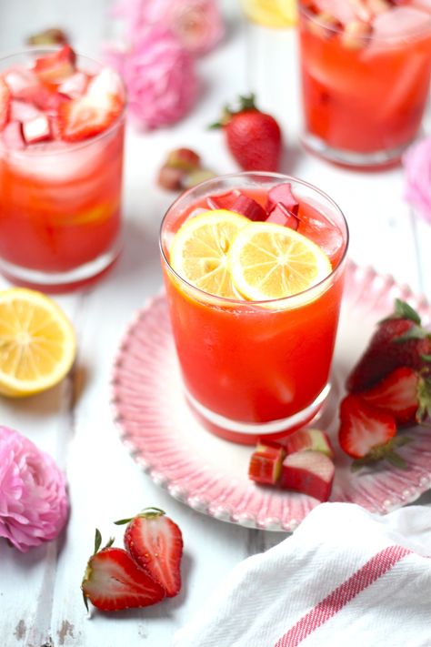 Rhubarb Drink, Strawberry Rhubarb Lemonade, Strawberry Lemonade Recipe Alcohol, Strawberry Pink Lemonade, Strawberry Lemonade With Country Time, Rhubarb Lemonade, Strawberry Lemonade Drink Alcohol, Lemonade Strawberry, Spring Recipe