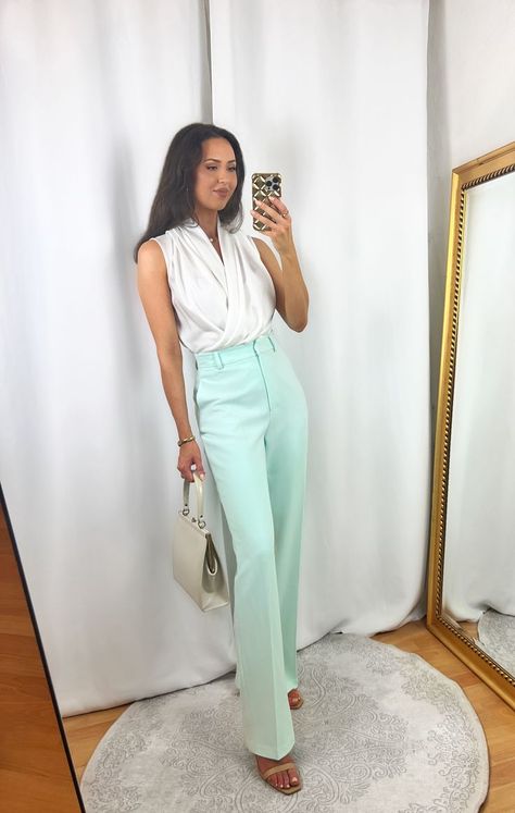 Turquoise Pants Outfit with White Sleeveless Blouse Turquoise Pants Outfit, White Blouse Outfit, Beige Dress Pants, Turquoise Pants, Classy Outfits For Women, Beige Outfit, Beige Dress, White Sleeveless Blouse, Beige Dresses