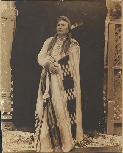 Chief Joseph, Native American Woman, American Indian History, Native American Chief, Native American Images, Native American Men, Native American Quotes, Native American Photos, Native American Peoples